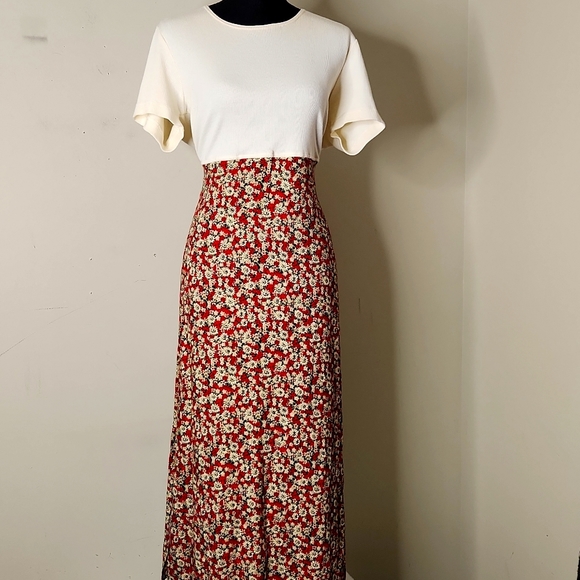 Vintage Dresses & Skirts - Vintage red floral Regencycore prairi maxi dress with white ribbed knit top